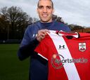 Oriol Romeu renueva con el Southampton hasta 2023