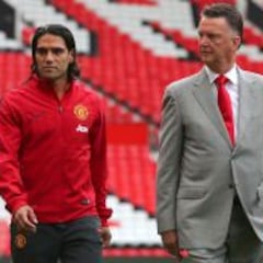 Van Gaal alaba a Falcao por jugar con el equipo Sub 21