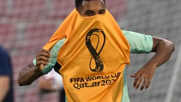 Brazil's forward #21 Rodrygo attends a training session at the Al Arabi SC in Doha on November 27, 2022, on the eve of the Qatar 2022 World Cup football match between Brazil and Switzerland. (Photo by NELSON ALMEIDA / AFP)