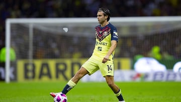 Nicolás Benedetti durante un partido del América