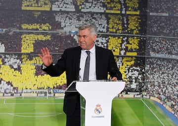 El Real Madrid hizo oficial el 25 de junio de 2013, el fichaje de Ancelotti como nuevo técnico del primer equipo. Sustituía a José Mourinho, que había dirigido a los blancos las tres temporadas anteriores.