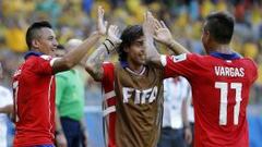 Alexis S&aacute;nchez y Eduardo Vargas anotaron en la Copa del Mundo.