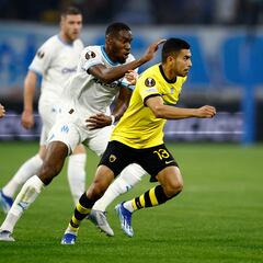 Orbelín Pineda anota su primer gol en Europa League