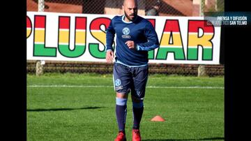 El futbolista ahora defiende al San Telmo en Argentina.