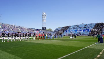 El Coliseum lleno antes del partido entre Getafe y Barcelona.