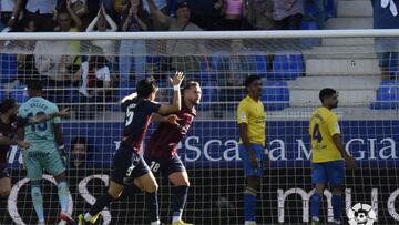 El Huesca celebra un gol ante Las Palmas.