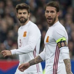 El ministro Illa se cita con Sergio Ramos, Piqué y Koke
