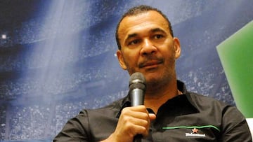 Ruud Gullit en un acto de la UEFA en 2014.