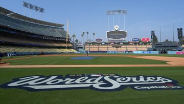A Dodgers icon will step onto the mound for a special pregame moment before Game 4 of the World Series against the Blue Jays.