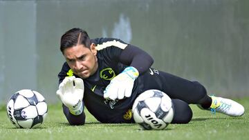 El guardameta parece estar listo para jugar en el duelo de la Jornada 4 ante Veracruz, mientras que Arroyo ya hace trabajo con balón.