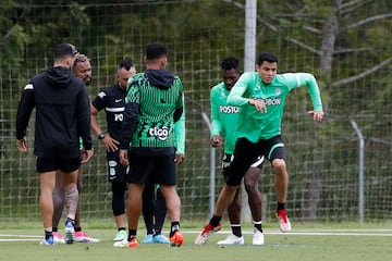 Atlético Nacional necesita vencer o empatar ante Junior para jugar la final de la Liga BetPlay, el partido se jugará este miércoles en el Atanasio Girardot 8:15 p.m.