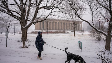 A medida que un nuevo aire ártico entra a Estados Unidos, meteorólogos del NWS advierten sobre la tormenta de nieve “más intensa” de la temporada.