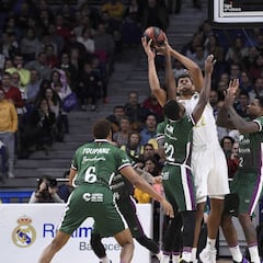 Tavares intimida al Unicaja