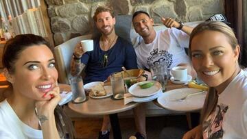 Pilar Rubio y Sergio Ramos disfrutando del inicio de su luna de miel con Keylor Navas y su mujer, Andrea Salas, en en Guanacaste (Cosat Rica).