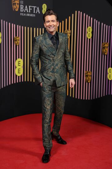 David Tennant durante la alfombra roja de los Premios BAFTA 2024 celebrados en el Royal Festival Hall del Southbank Centre de Londres. 