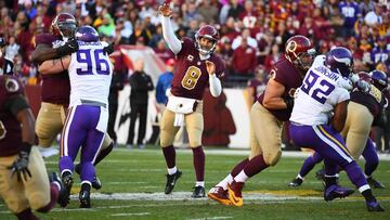 Nov 13, 2016; Landover, MD, USA; Washington Redskins quarterback Kirk Cousins (8) completes a pass against the Minnesota Vikings during the second half at FedEx Field. The Washington Redskins won 26 - 20. Mandatory Credit: Brad Mills-USA TODAY Sports