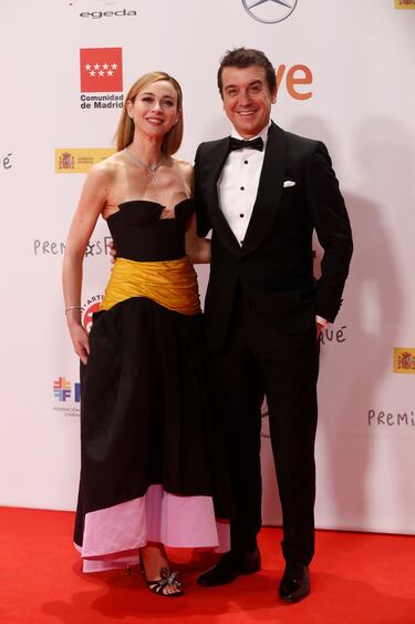 La actriz Marta Hazas y su marido, Javier Veiga.