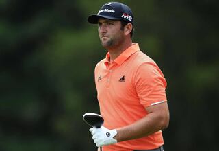 Rahm llega a la última jornada a tres golpes del líder