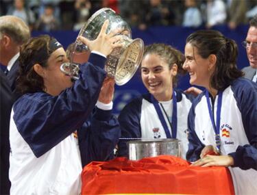 "La Federación se olvidó de las chicas y del futuro"