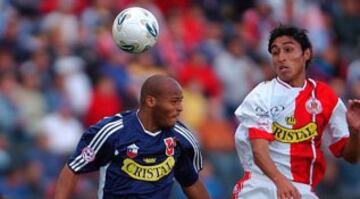 El férreo marcador central estuvo en Universidad de Chile el 2005. Se le recuerda por lo áspero de su juego. 