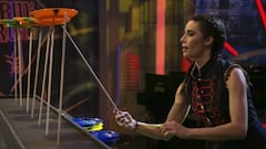 Pilar Rubio y el reto de los palos chinos en El Hormiguero de Antena 3