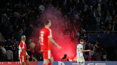 Lenidad de la UEFA con las bengalas