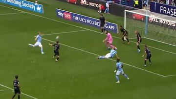 Vigouroux impresiona otra vez en Inglaterra con esta increíble atajada: Gareca toma nota