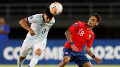 La Roja hizo el desgaste, pero los trasandinos anotaron los goles. Chile definir&aacute; su futuro en el Preol&iacute;mpico en la &uacute;ltima fecha.