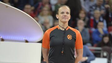 29/12/17 BALONCESTO BASKET EUROLEAGE EUROLIGA
PAARTIDO REGULAR SEASON ROUND 15
BASKONIA VITORIA GASTEIZ - CSKA MOSCU
ANNE PANTHER ARBITRO FEMENINA DE ALEMANIA