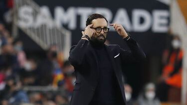 Bordalás ajusta el freno del carrete