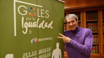 Lobo Carrasco, en la campaña de Goles por la Igualdad.