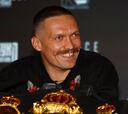 Usyk, sobre Fury: “El barrigón codicioso me tiene miedo”