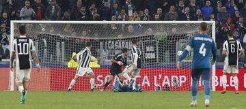 Cristiano Ronaldo marc¨® el 0-2 con una espectacular chilena.