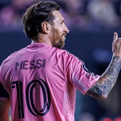 Mascherano: “Es imposible no depender de un jugador como Messi”