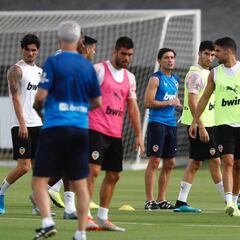 Rodrigo sigue con su puesta a punto y Medrán se ausenta