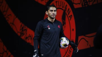Jose de Jesus Corona of Tijuana during the 11th round match between Tijuana and Pachuca as part of the Liga BBVA MX, Torneo Apertura 2024 at Caliente Stadium on October 04, 2024 in Tijuana, Baja California, Mexico.