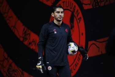 Estos dos porteros son leyendas atajadoras en Liga MX