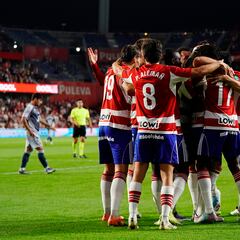 El Granada se atasca en los minutos finales
