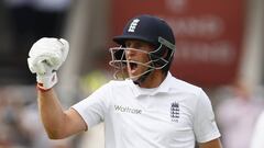 Root: England batsman joins Old Trafford 200 club