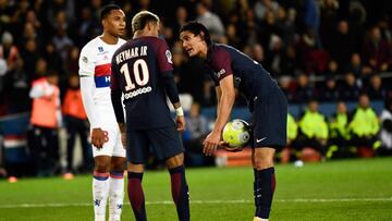 Cavani y el lío con Neymar: "No tengo ningún problema con él"