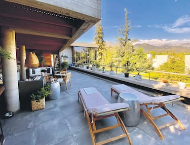 Así es la lujosa casa que puso en venta una famosa modelo chilena: cuesta casi $2 mil millones