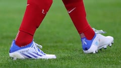 Guardiola ya no le saca jugo y otro crack mundial le pasa por la izquierda