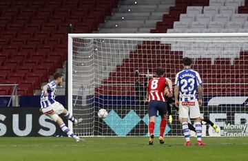 Oblak para el penalti a Joselu.