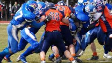 Camioneros y Lions en el enfrentamiento de la primera vuelta.