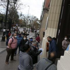 ¿Cómo puedo consultar los bonos pendientes a través del IPS en línea?