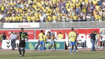 Si reincide, Competición cerrará el estadio de Las Palmas