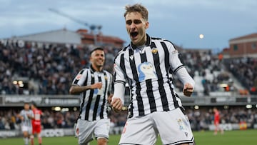 Duelo de necesitados