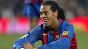 <b>LIGA. </b>Ronaldinho pide rebajar la euforia hasta que se gane el título.