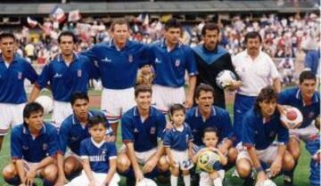 Carlos Hermosillo junto a Chepo de la Torre en Cruz Azul.