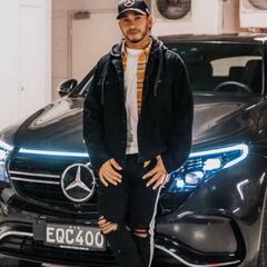 Hamilton: "Esto es el futuro, coches 100% eléctricos"